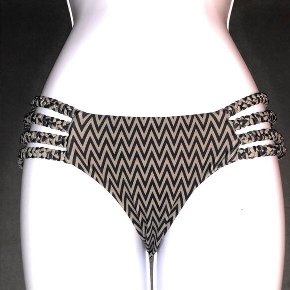 Tori Praver Shyla Bikini Bottom - Picture 1 of 7